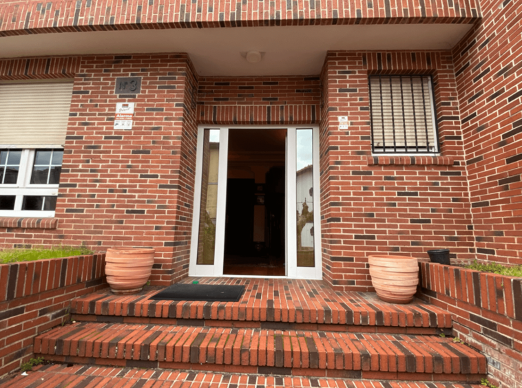 Chalet independiente en Salinas
