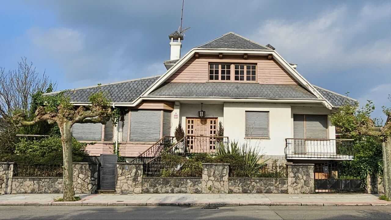 Chalet en Salinas