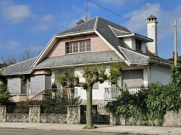 Chalet en Salinas
