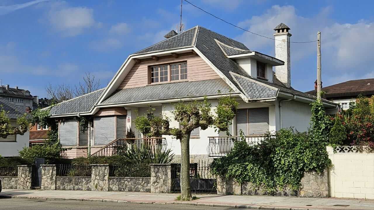 Chalet en Salinas