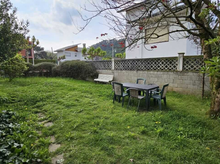 Chalet en Salinas