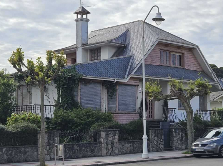 Chalet en Salinas