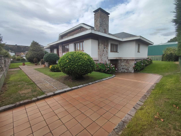 Chalet independiente en Salinas