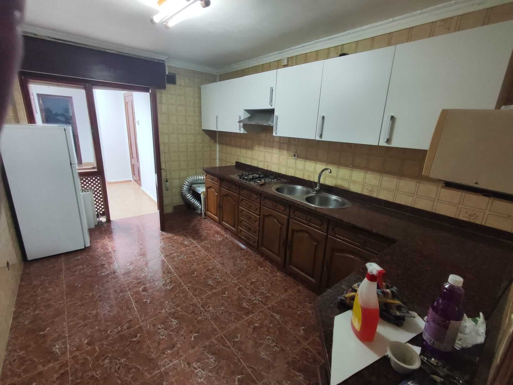 Amplio piso en salinas