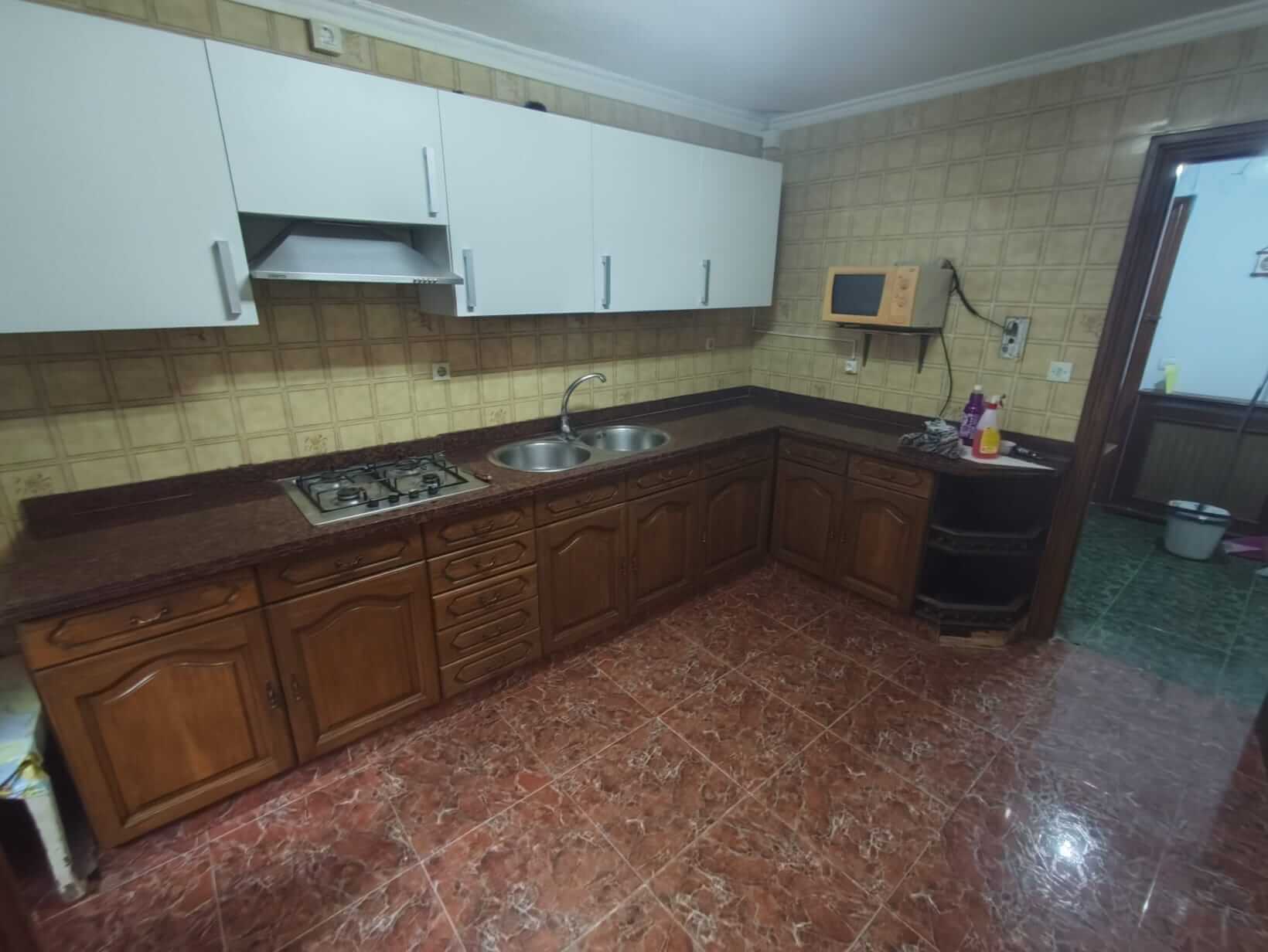 Amplio piso en salinas