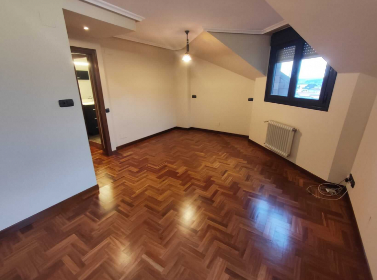 Dúplex en alquiler en Avilés