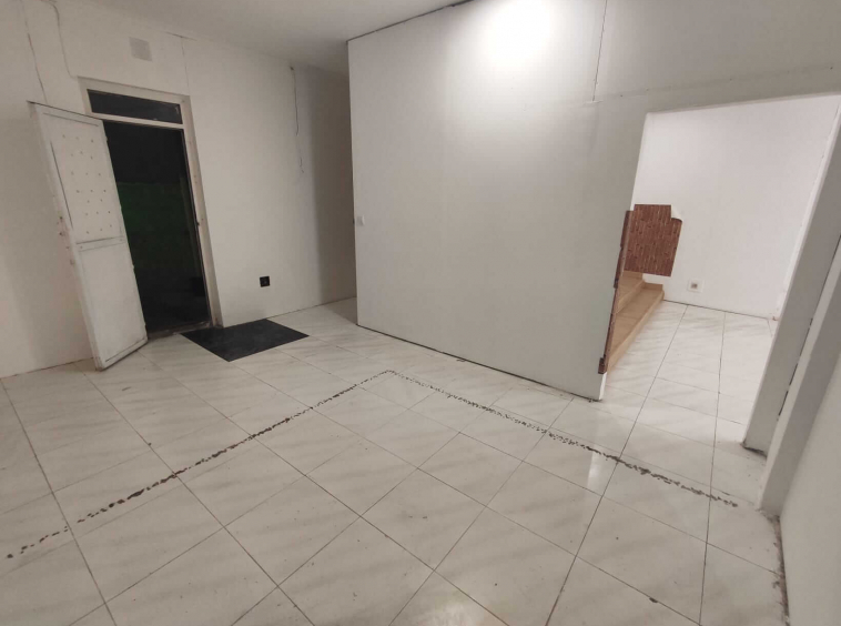 Bajo comercial en Avilés
